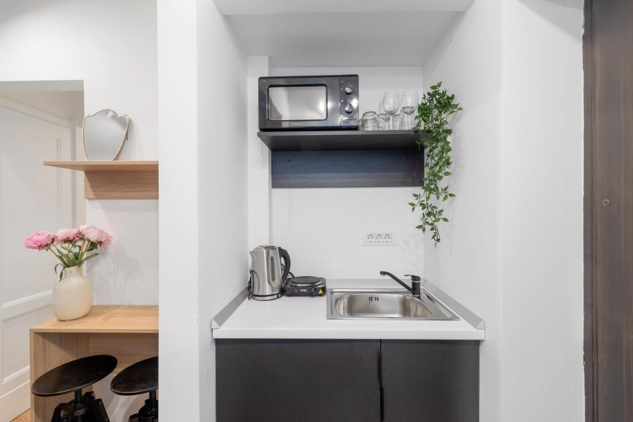 Ultra Central, 15 Sqm Studio By Urbanesq Bucareste Exterior foto